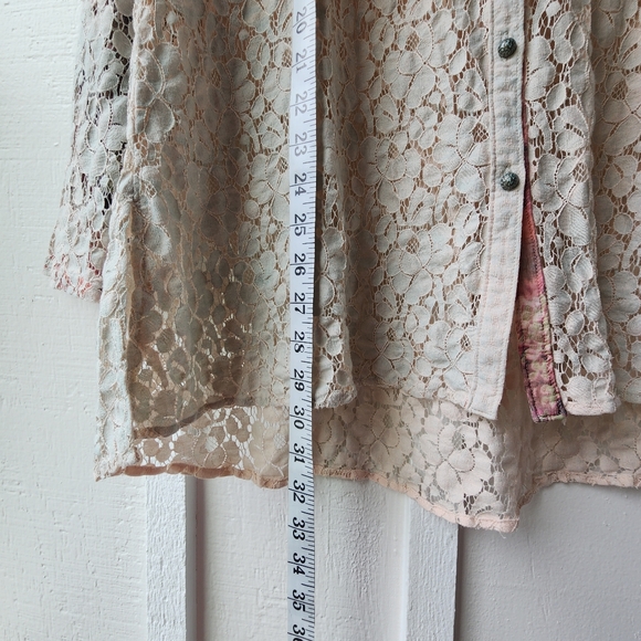Soft Surroundings Aurelie Dip Dye Eyelet Ombre Lace Button Down Tunic Size Large - Picture 11 of 16